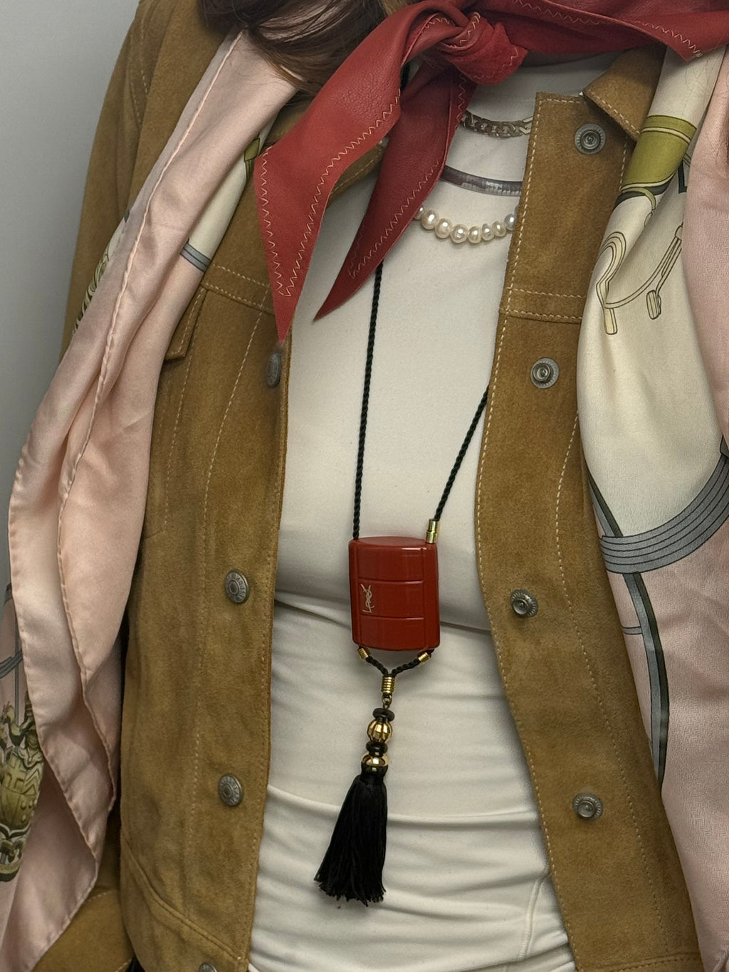 YSL OPIUM PENDANT