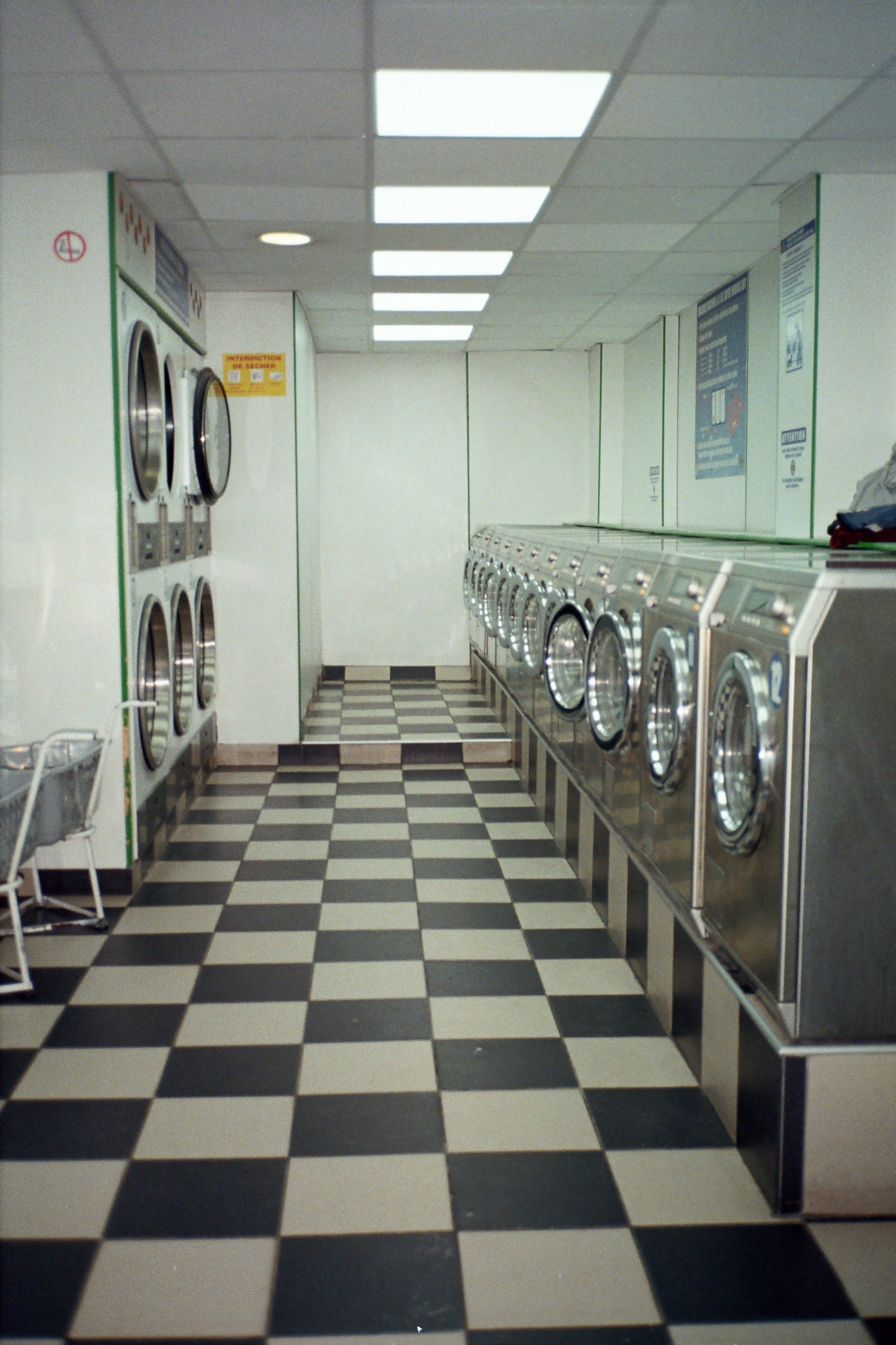 LAUNDRY No.14